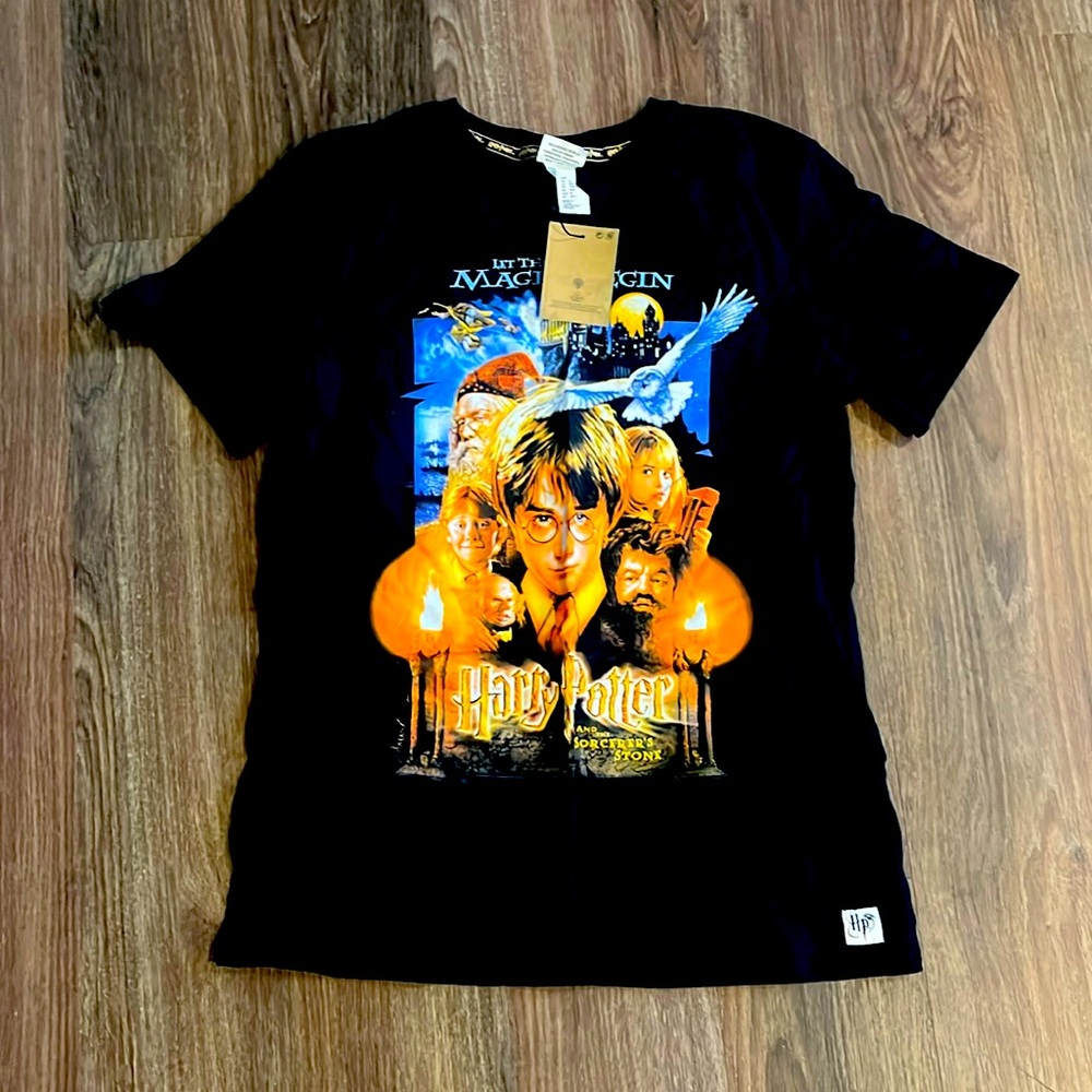 H&M Harry Potter and the Sorcerer’s Stone Graphic T-Shirt